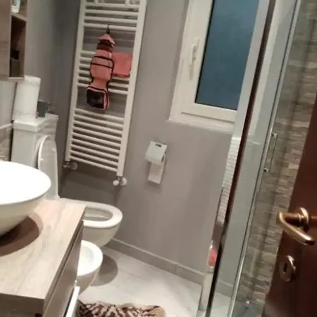 Splendido E Silenzioso Bilocale Vicino San Babila-m4 Dateo Appartement Milan